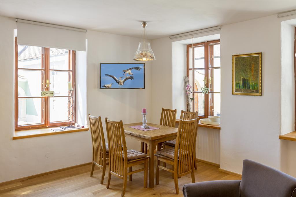 Unser Rosa Haus Fuer Sie Руст Номер фото