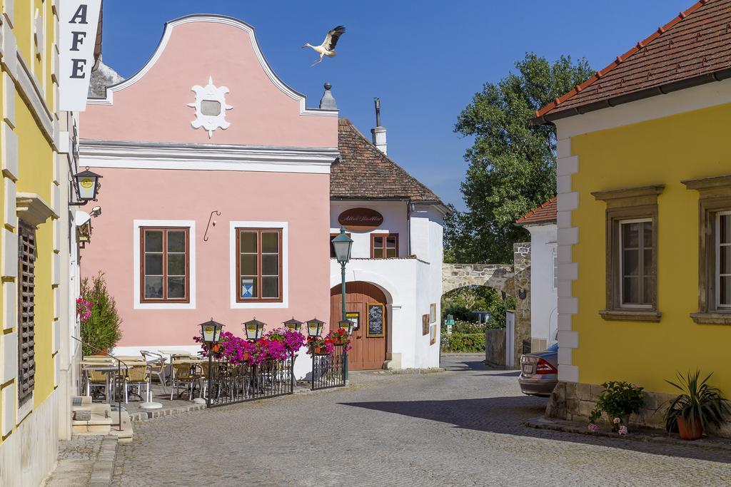 Unser Rosa Haus Fuer Sie Руст Номер фото